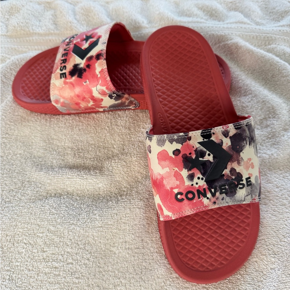 Converse NWOT women’s Slide Sandals size 10- pink & black